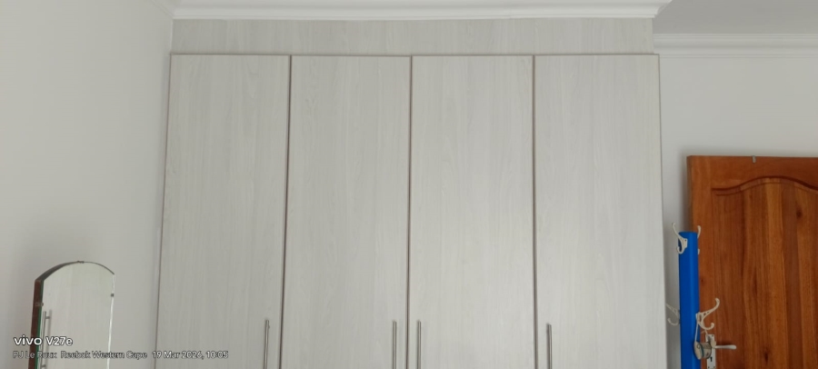 To Let 2 Bedroom Property for Rent in Reebok Western Cape